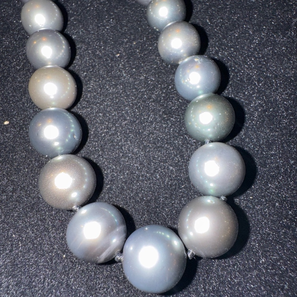 Belle de Mer Tahitian Pearl Necklace 14K White Gold 9-11mm Macy’s Original Tags - Picture 7 of 7